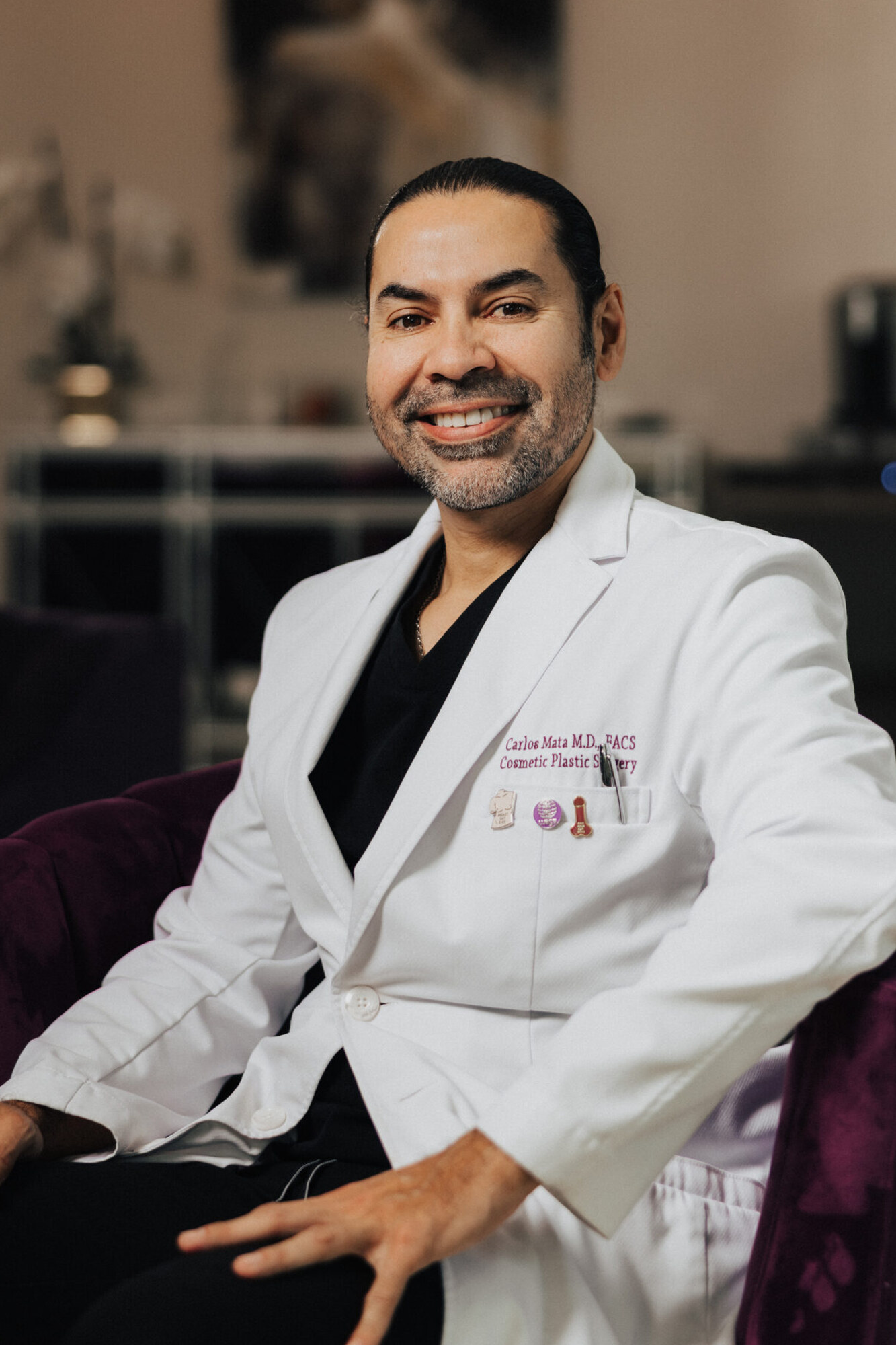 Dr. Carlos Mata